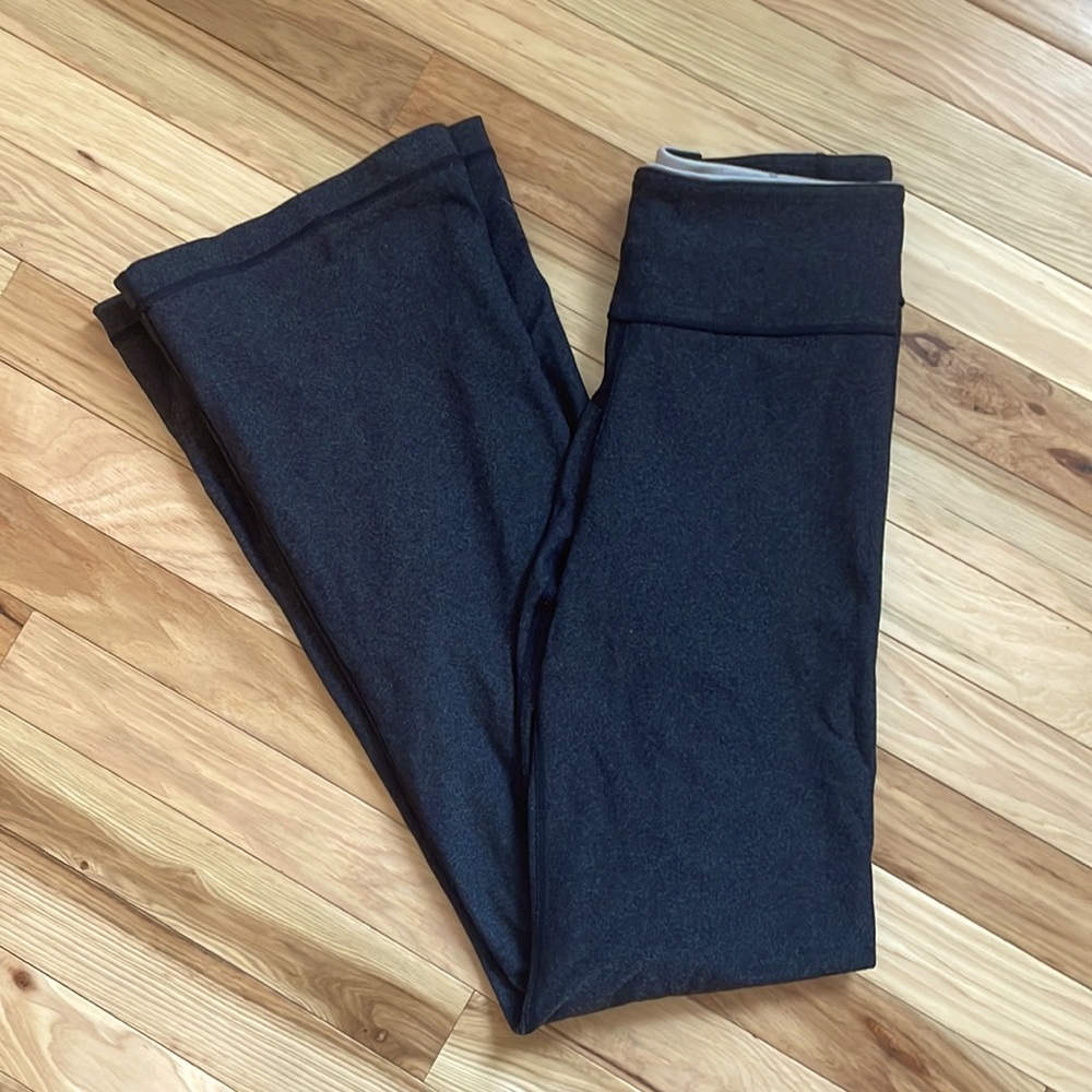 lululemon yoga pants